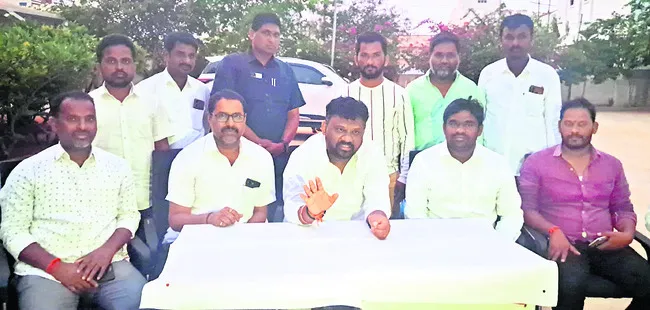 మినీ స్టేడియం అభివృద్ధికి కృషి 