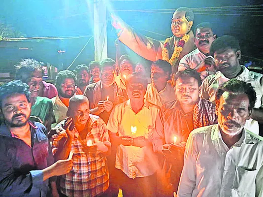 నిందితులను కఠినంగా శిక్షించాలి 
