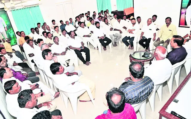 గిట్టుబాటు ధర కల్పనలో విఫలం 