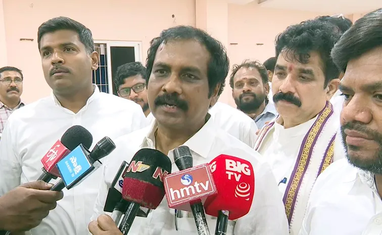 YSRCP Conference On GVMC Mayor Seat1