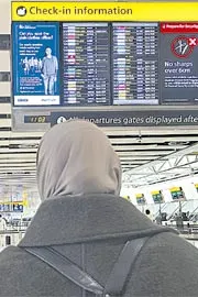 Air Services Resume at Heathrow: Fire Strikes Traffic Stopped for 18 Hours4