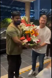 Australia Cricketer David Warner Arrives Hyderabad Today10