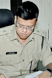 IPS Officer Abhishek Mahanthi Gets relief from High Court12