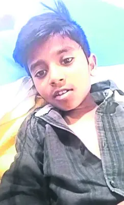 పాపం బాలుడిని ఆదుకోరూ!
