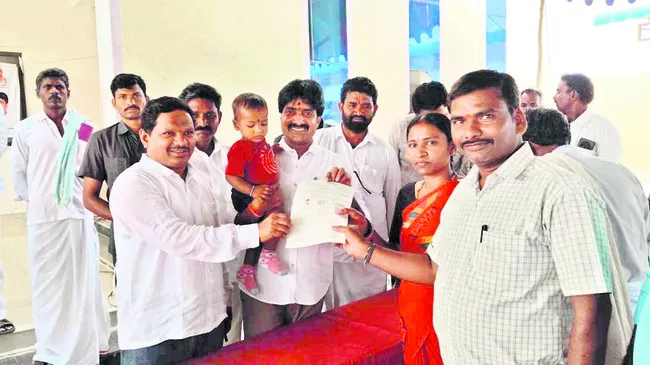 అర్హులందరికీ  సంక్షేమ పథకాలు  
