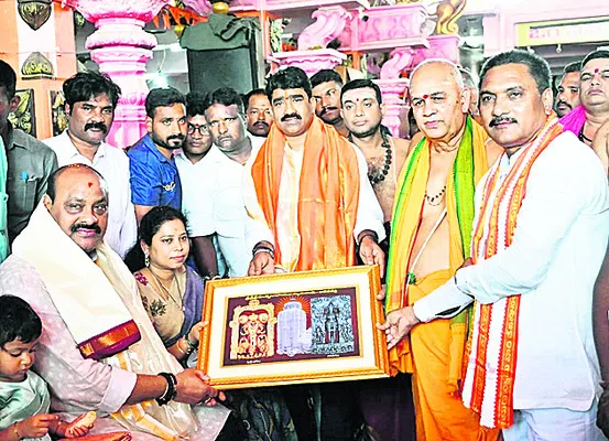 ‘ప్రసాద్’ నిధుల కోసం ప్రయత్నాలు