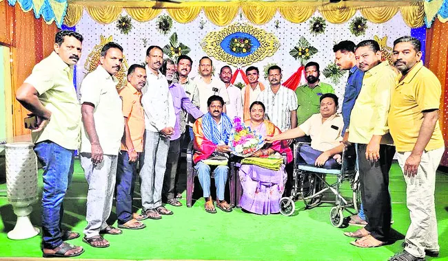 సన్మానాలు.. సత్కారాలు