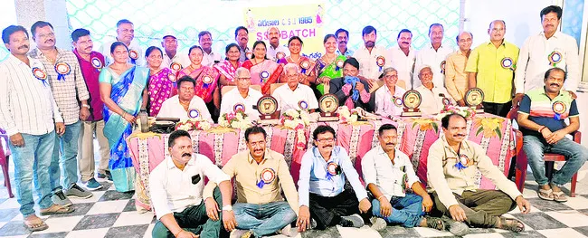 పూర్వ విద్యార్థుల అపూర్వ సమ్మేళనం