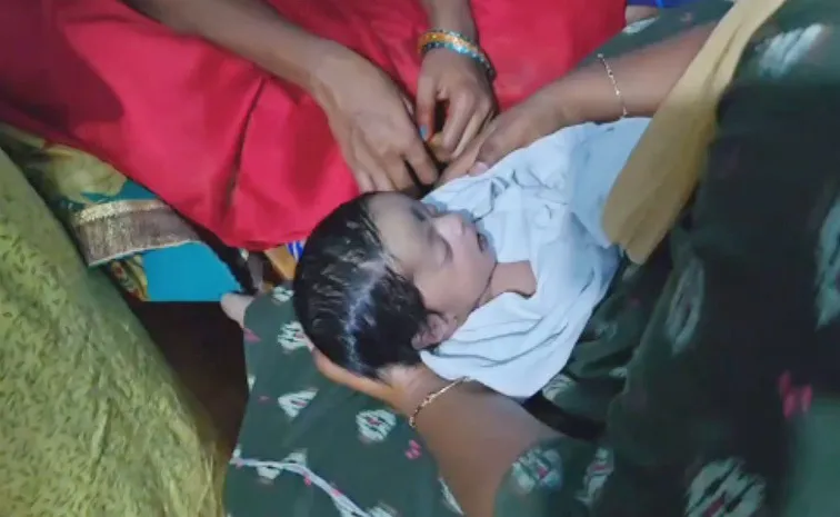 15 days Infant Died In Hyderabad Suspiciously