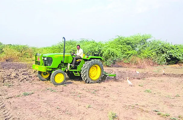 సబ్సిడీ పై సాగు పరికరాలు