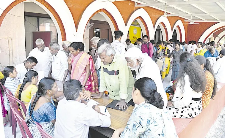 TDP Govt Not Responding In Victims: Andhra pradesh