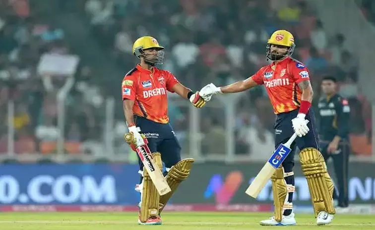 IPL 2025, GT VS PBKS: Dont Worry About My Hundred,Shreyas Last Over Message To Shashank4