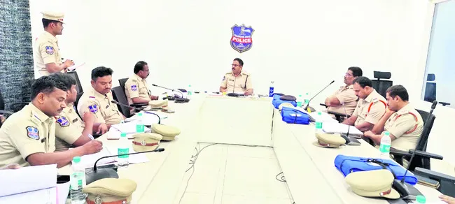 శాంతిభద్రతల పరిరక్షణే ప్రధాన లక్ష్యం 