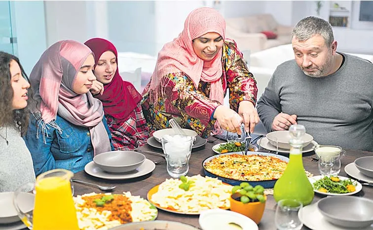 Ramadan Mubarak 2025: Best Sehri Food Spots In Hyderabad4