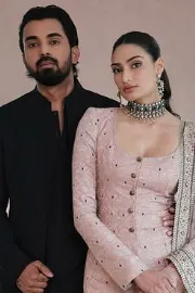 Athiya Shetty shares glimpse of homecoming after embracing motherhood3