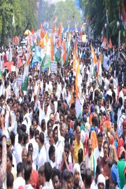 Congress Odisha Assembly gherao turns violent10