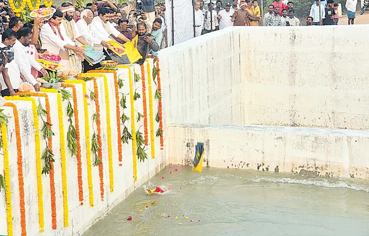 Water released from the pump house in Devannapet into the Dharmasagar reservoir