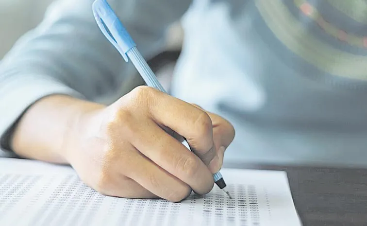 JEE Mains Date Change 2025 Session 2 on clash with CBSE class 12 exam