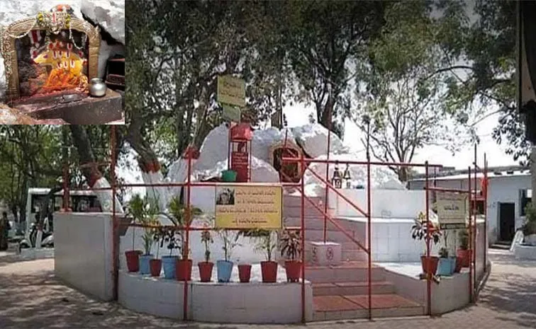 Adhivaraha Swamy Temple Kamanpur Village, Peddapalli District