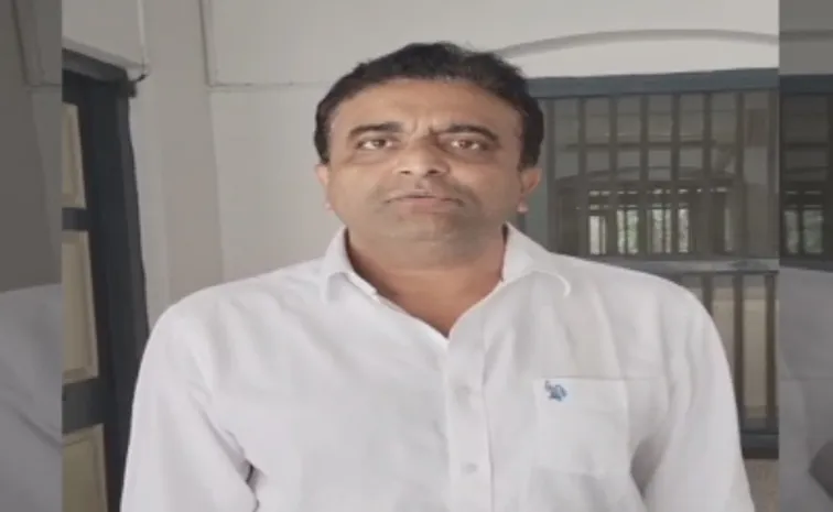 YSRCP Leader Kasu Mahesh Reddy Takes On TDP Govt