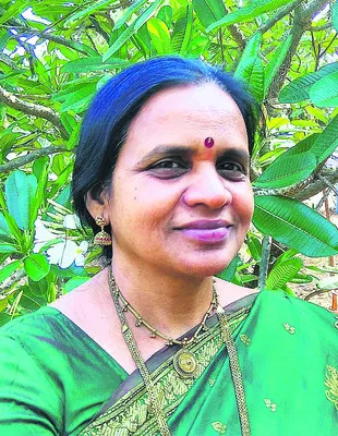 టెల్‌గూ న్యూ ఇయర్‌..
