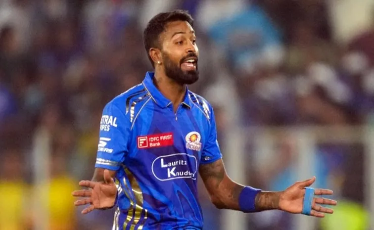 Mumbai Indians Captain Hardik Pandya Has Been Fined 12 Lakh After His Team Maintained Slow Over Rate During The Game Against Gujarat Titans