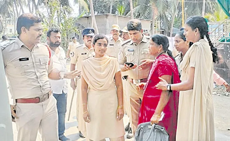 YSRCP Leaders fires AP govt