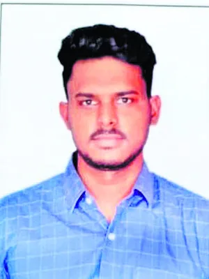 ●తల్లి కష్టంతో..  
