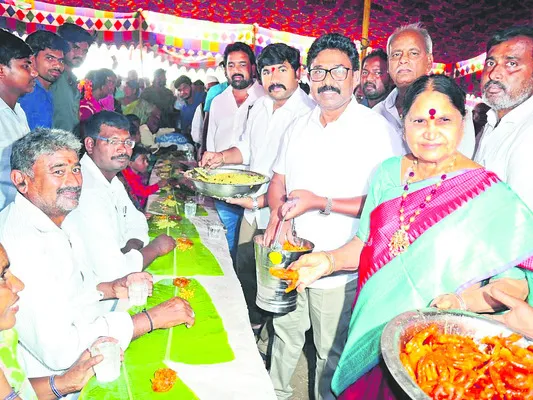 వీరబ్రహ్మేంద్ర స్వామికి బూచేపల్లి, సురేష్‌ పూజలు 