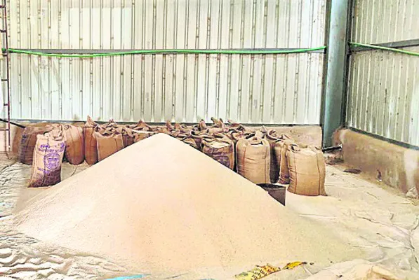 మిల్లుల్లోనే దొడ్డుబియ్యం