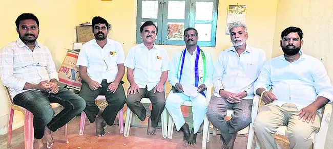 అభివృద్ధి ఎక్కడ జరిగిందో చెప్పాలి