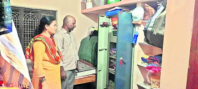 పేరాపురంలో దొంగతనం