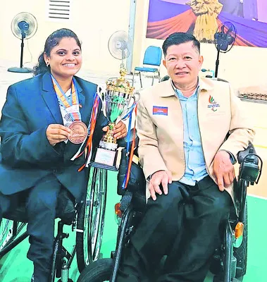 ఏషియన్‌ పారా త్రోబాల్‌ పోటీల్లో కృష్ణవేణి ప్రతిభ