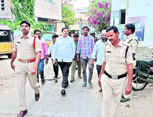 తాడిపత్రికి చేరుకున్న ఫయాజ్‌ 