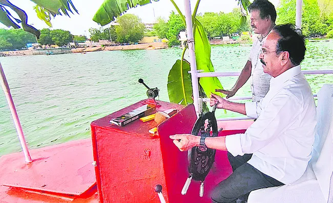 ఆమ్రపాలి బోట్‌ పునఃప్రారంభం 