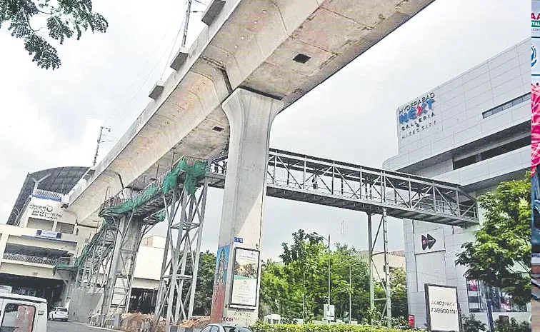All metro stations in Hyderabad to have skywalks