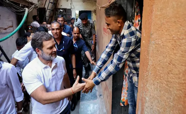 Shiv Sena Sanjay Nirupam Criticizes Rahul Gandhi Dharavi visit