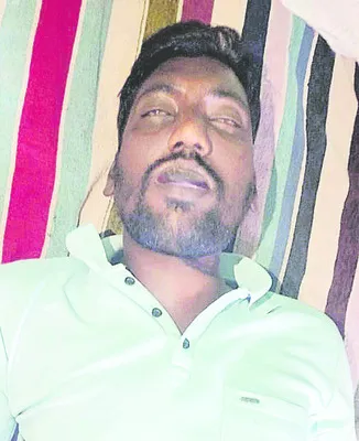 భార్య కాపురానికి రాలేదని ఆత్మహత్య 