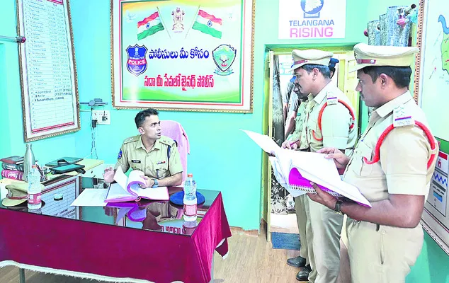 రికార్డుల నిర్వహణపై   దృష్టి సారించాలి
