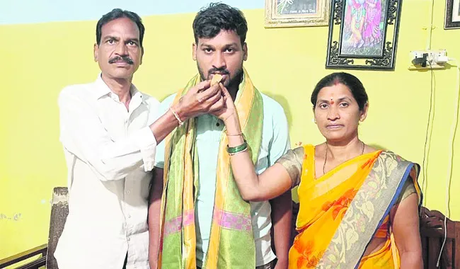 సింగరేణి ఉద్యోగికి 552వ ర్యాంకు