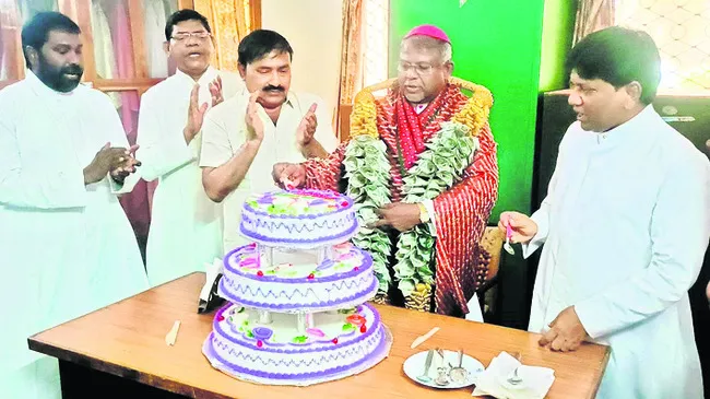 ప్రభువు మార్గం అనుసరణీయం 