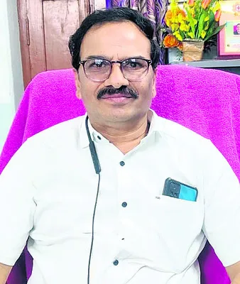 ‘స్పాట్‌’కు స్కూల్‌ అసిస్టెంట్లు కావలెను