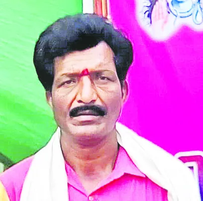 బీఆర్‌ఎస్‌ గిరిజన నాయకుడి హత్య 