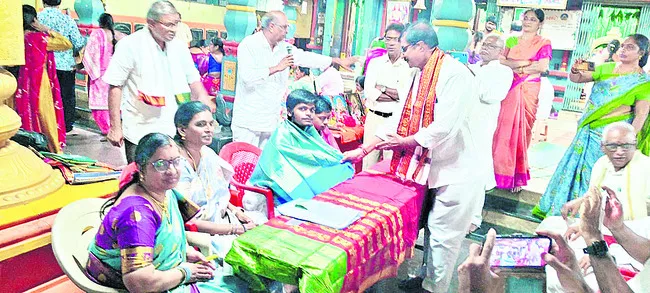 వేమన శతకంపై విద్యార్థుల అవధానం