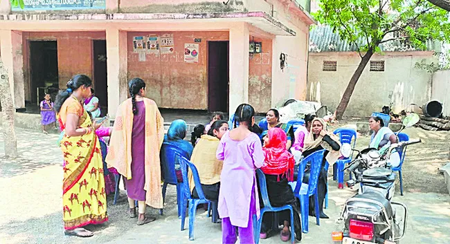 మనోళ్లే.. ఆర్పీగా పెట్టుకోండి 