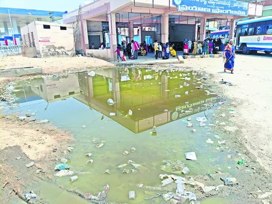 మురికికూపంగా బస్టాండ్‌
