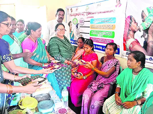 సంపూర్ణ పోషణతోనే        మాతాశిశు మరణాల నివారణ
