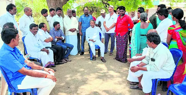 బాధిత రైతులకు న్యాయం చేయాలి