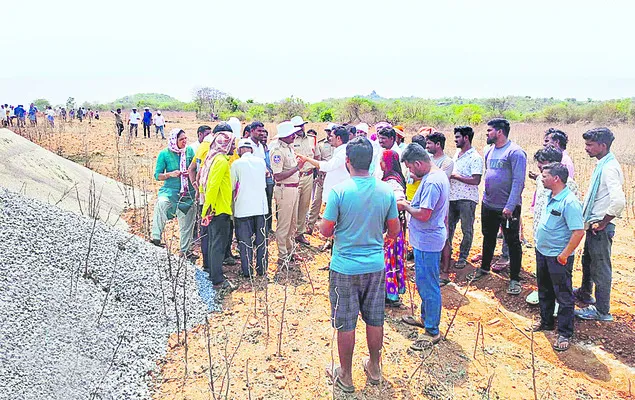 సార్‌.. న్యాయం చేయండి 