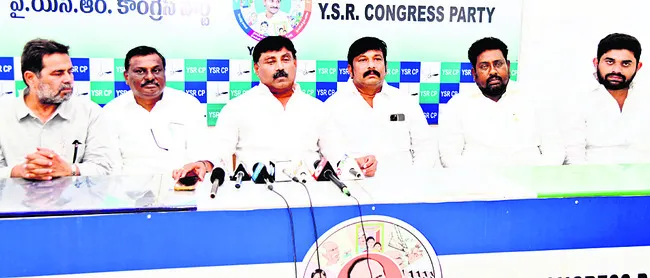 పెరిగిన ధరలతో సామాన్యుల బతుకు దుర్భరం 